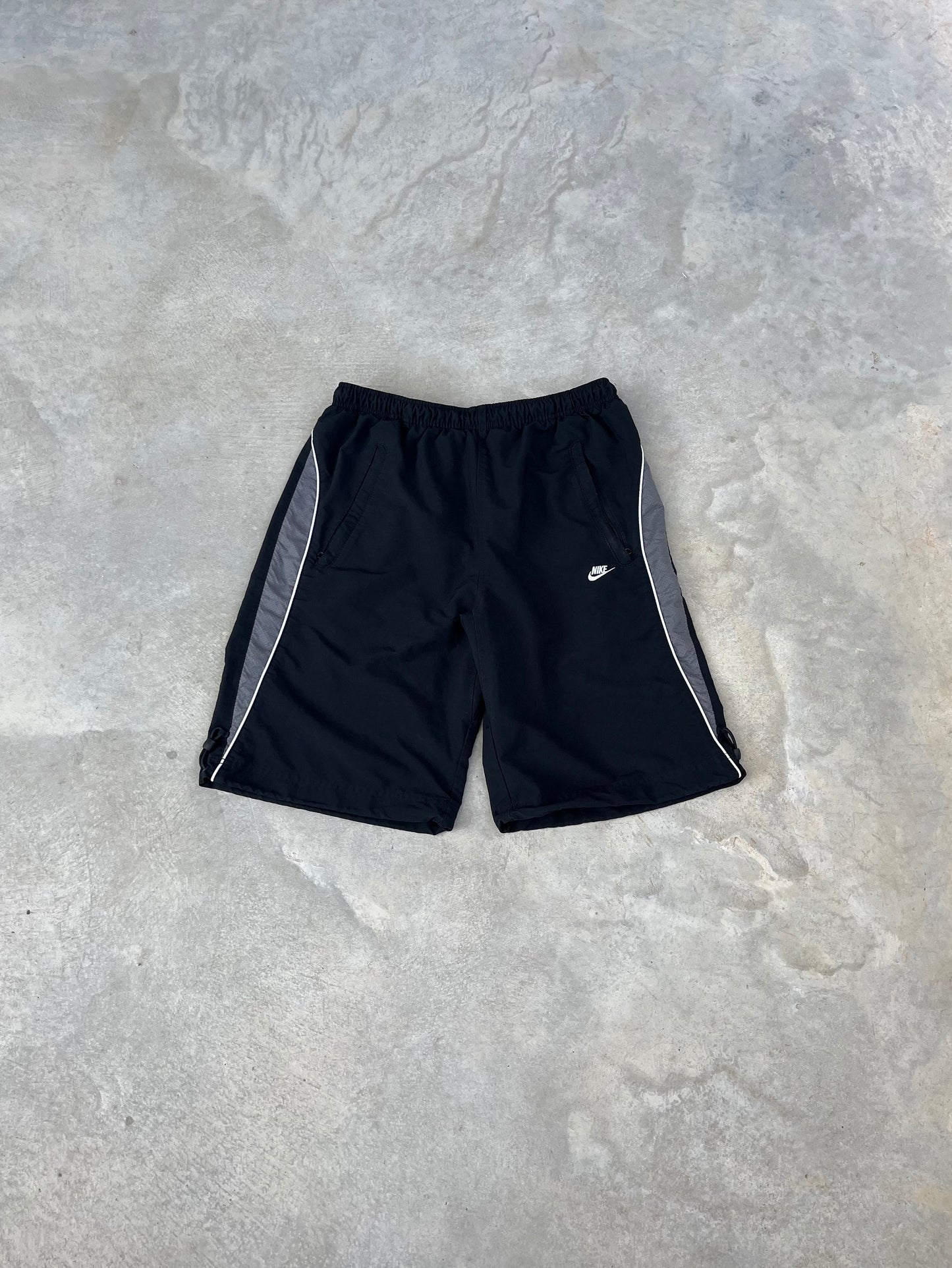 2000S - NIKE SPORT SHORTS - M
