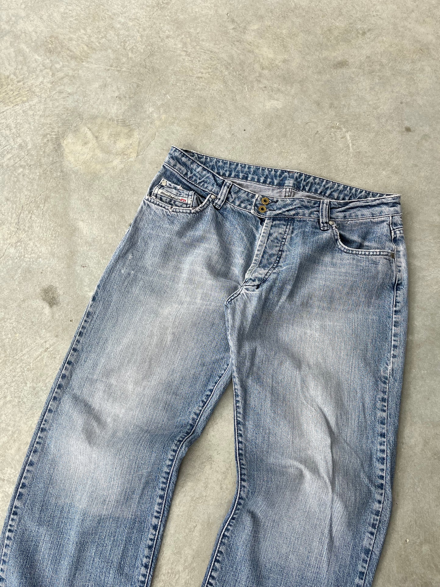 2000S - DIESEL FADED BOOTCUT JEANS - 44