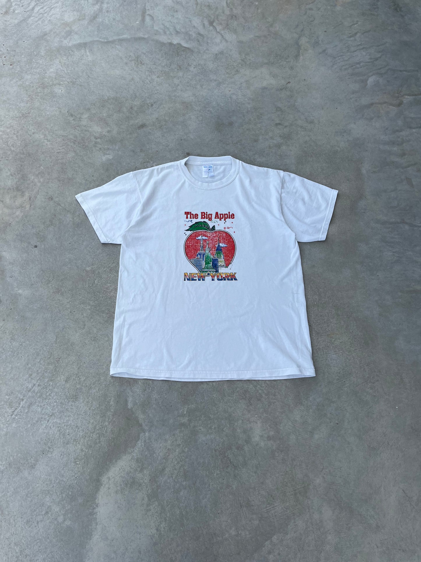 1990S - “THE BIG APPLE” PRINTED TSHIRT - L