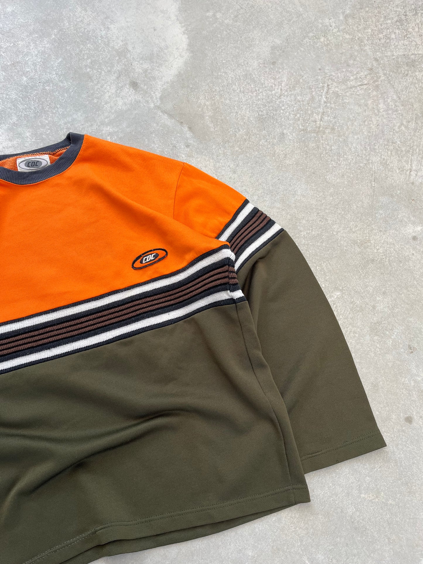 2000S - CYBERSTYLE OLIVE GREEN & ORANGE STRIPED CREWNECK - XL
