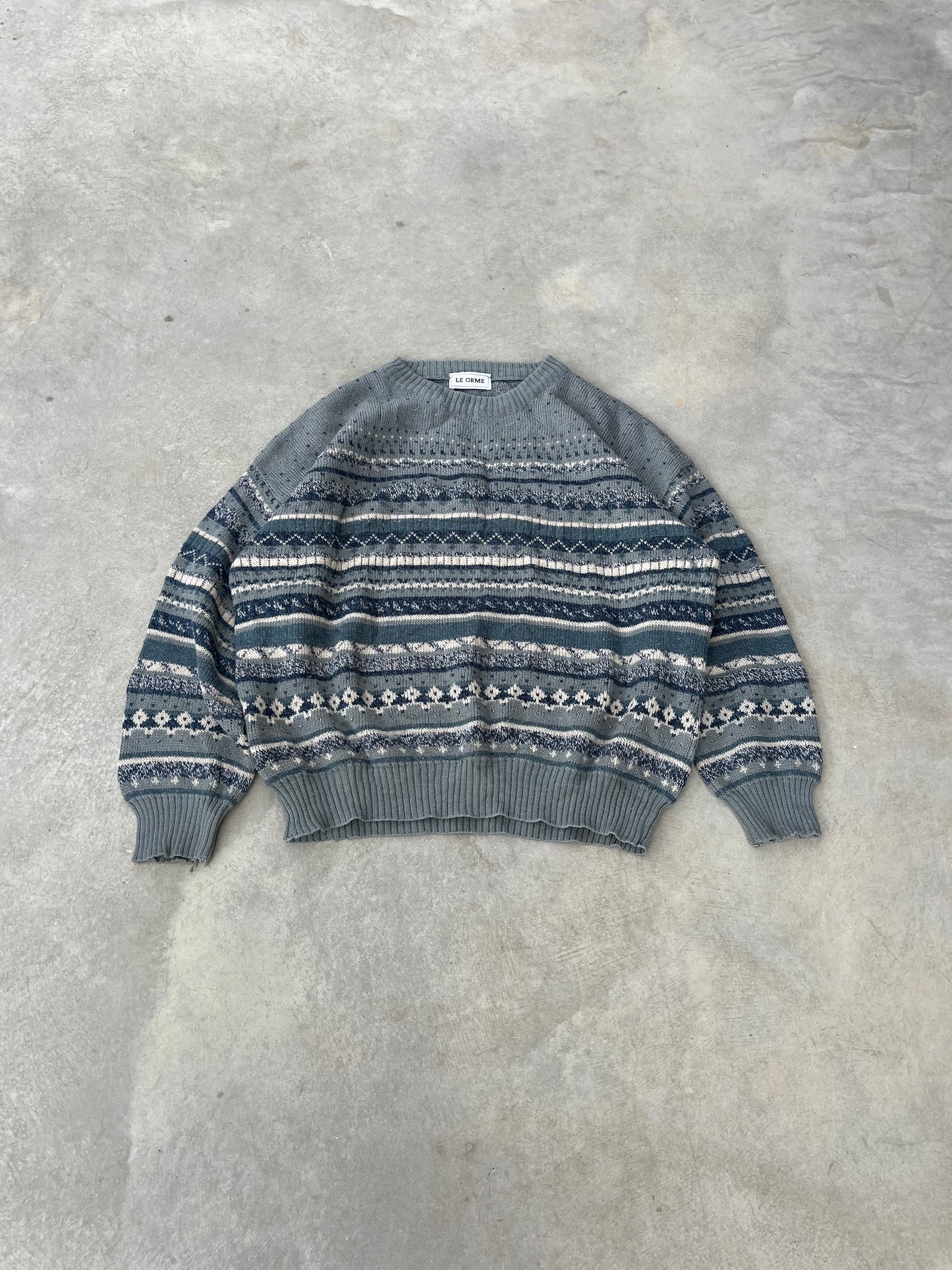 1980 - LIGHT BLUE PATTERNED SWEATER - M