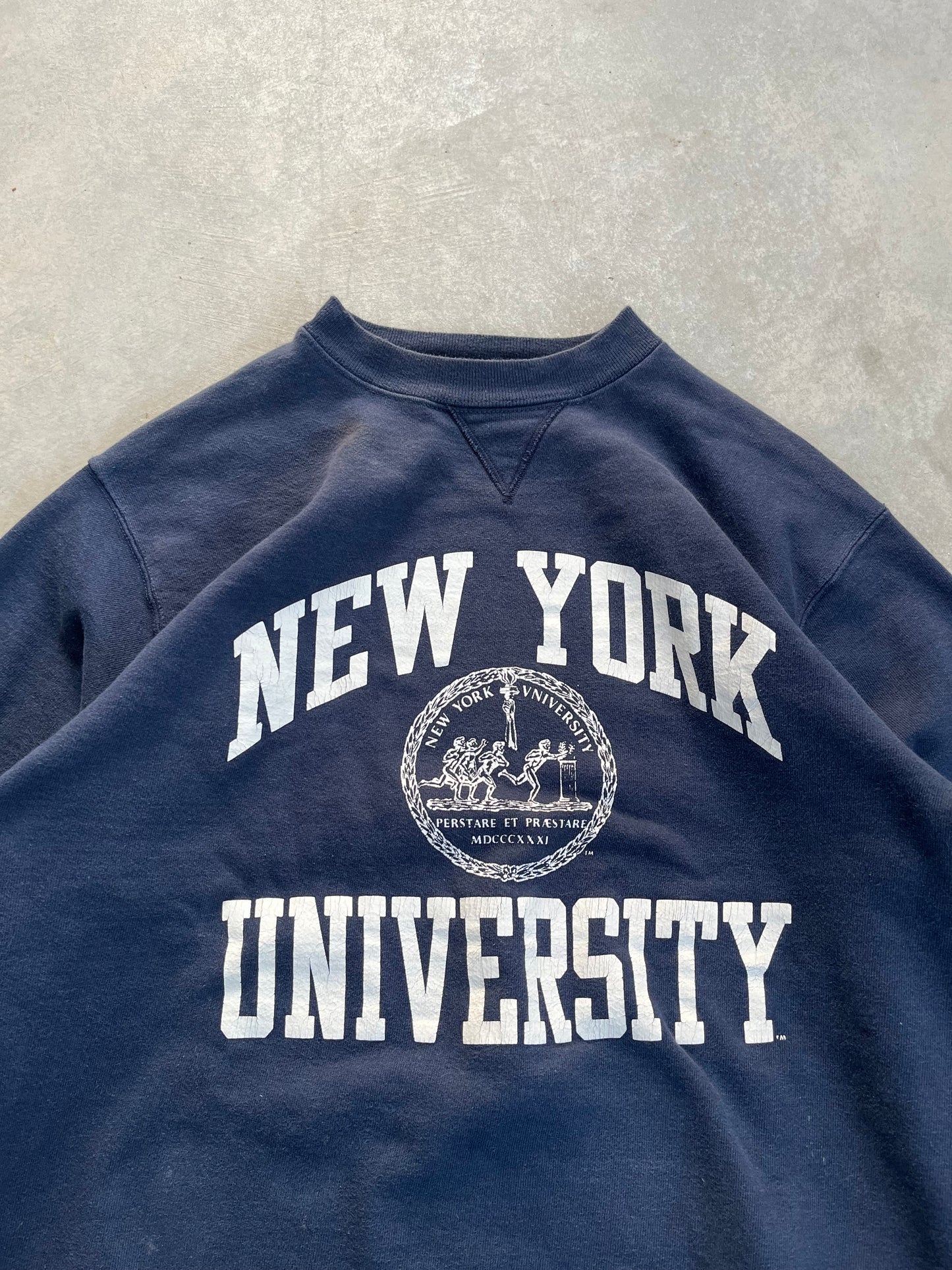 1990S - CHAMPION „NEW YORK UNIVERSITY“ NAVY CREWNECK - XL