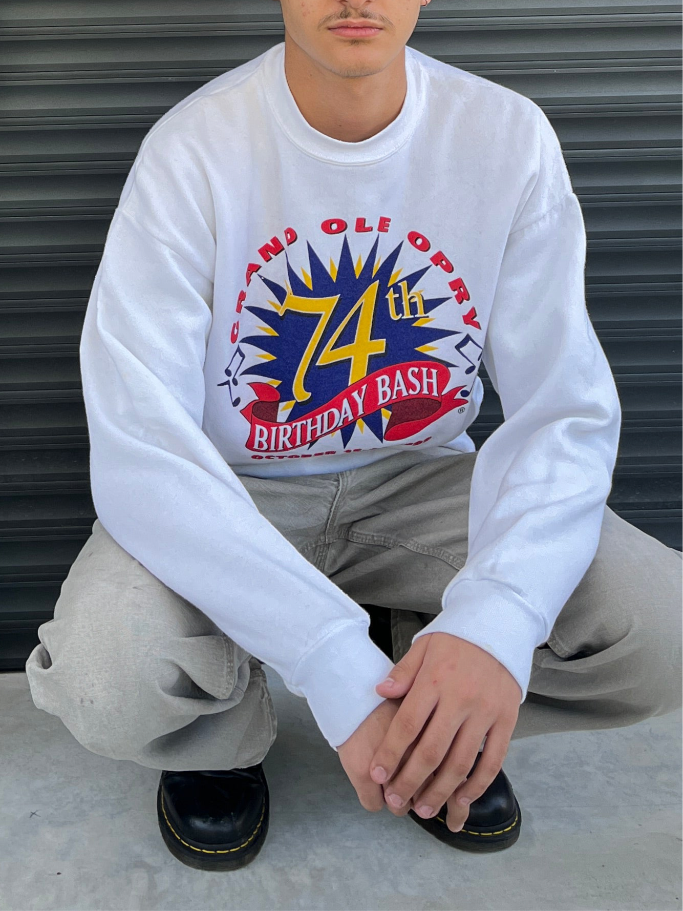 1990S - GRAPHIC “BIRTHDAY BASH” SWEATSHIRT - L