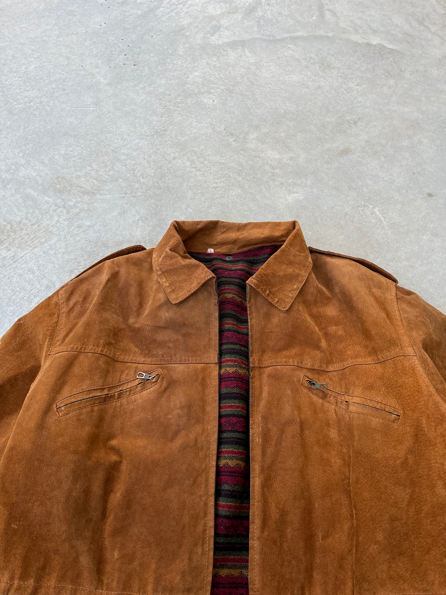 1970S - CAMEL SUEDE MID LENGTH JACKET - L