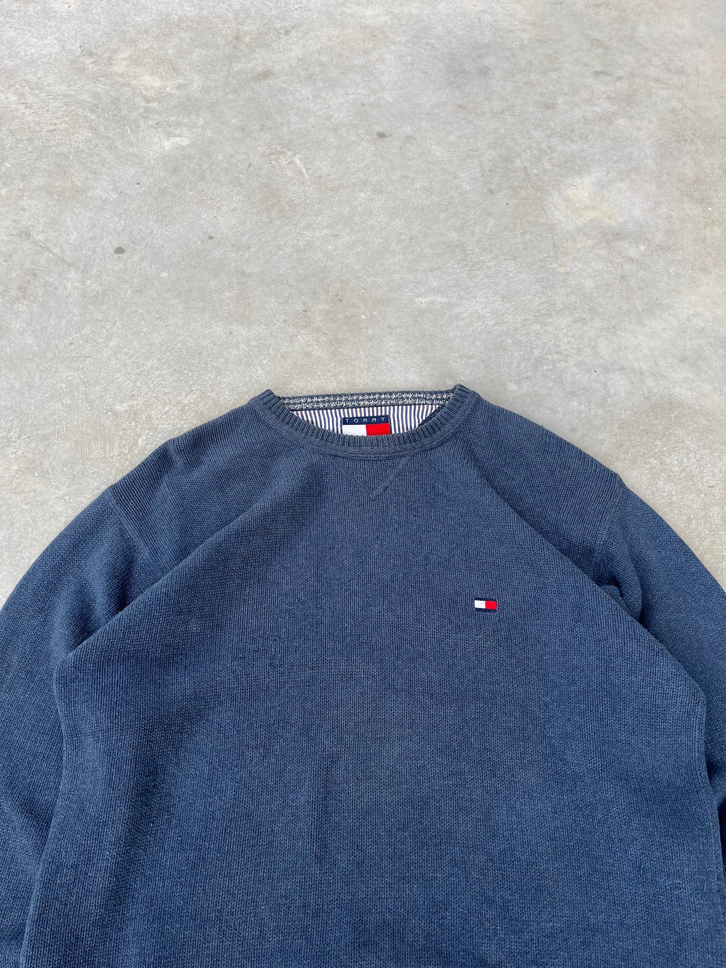 1990S - TOMMY HILFIGER GRAY/BLUE SWEATER - L