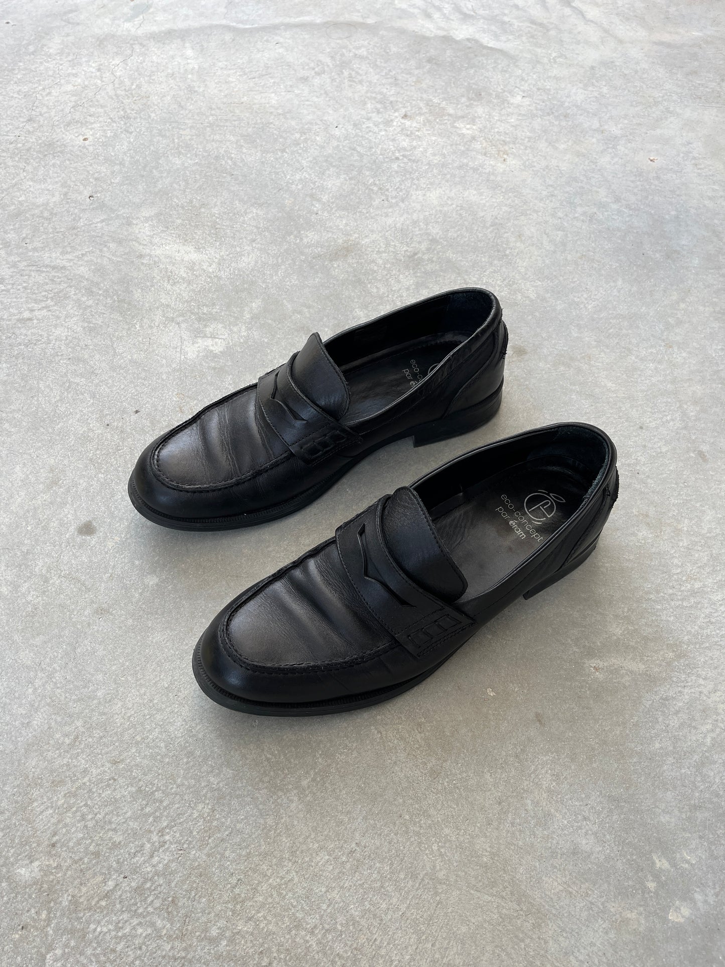 1990S - ÉRAM BLACK LEATHER LOAFERS - 41