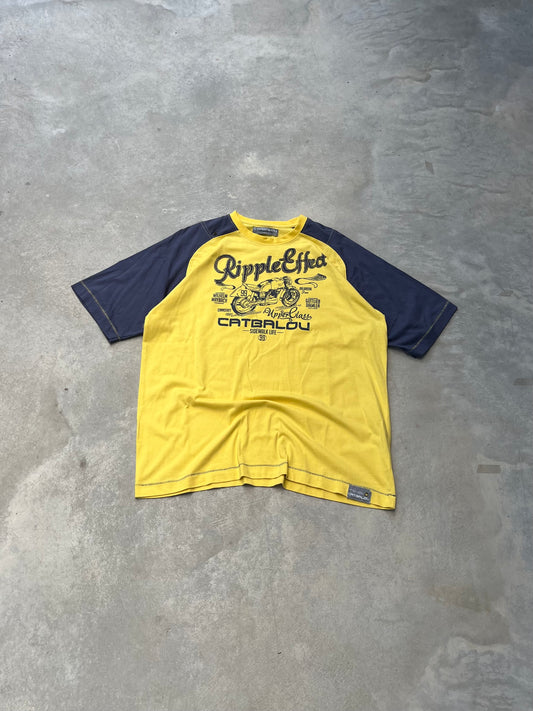 1990S - NAVY/YELLOW EMBROIDERED & PRINTED TSHIRT - L