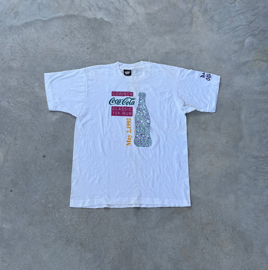 1990S - „CORINTH RACE“ COCA COLA TSHIRT - M