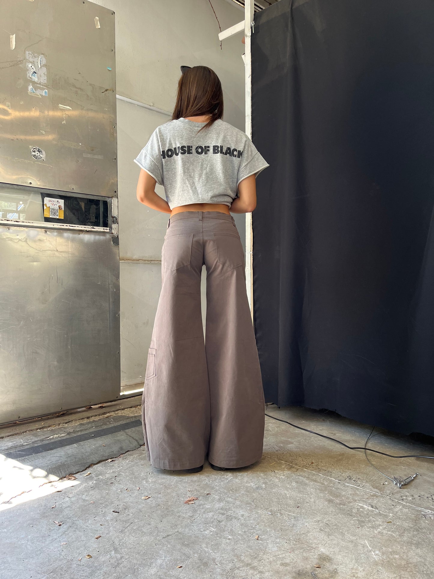 2000S - GRAY DEAD STOCK SIXTIES TZIPPY LOW RISE FLARED JEANS - 34/36