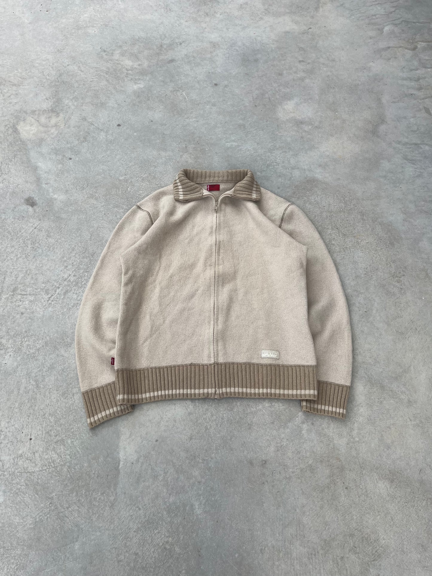 2000S - LEVI‘S BEIGE ZIP UP KNIT JACKET - L