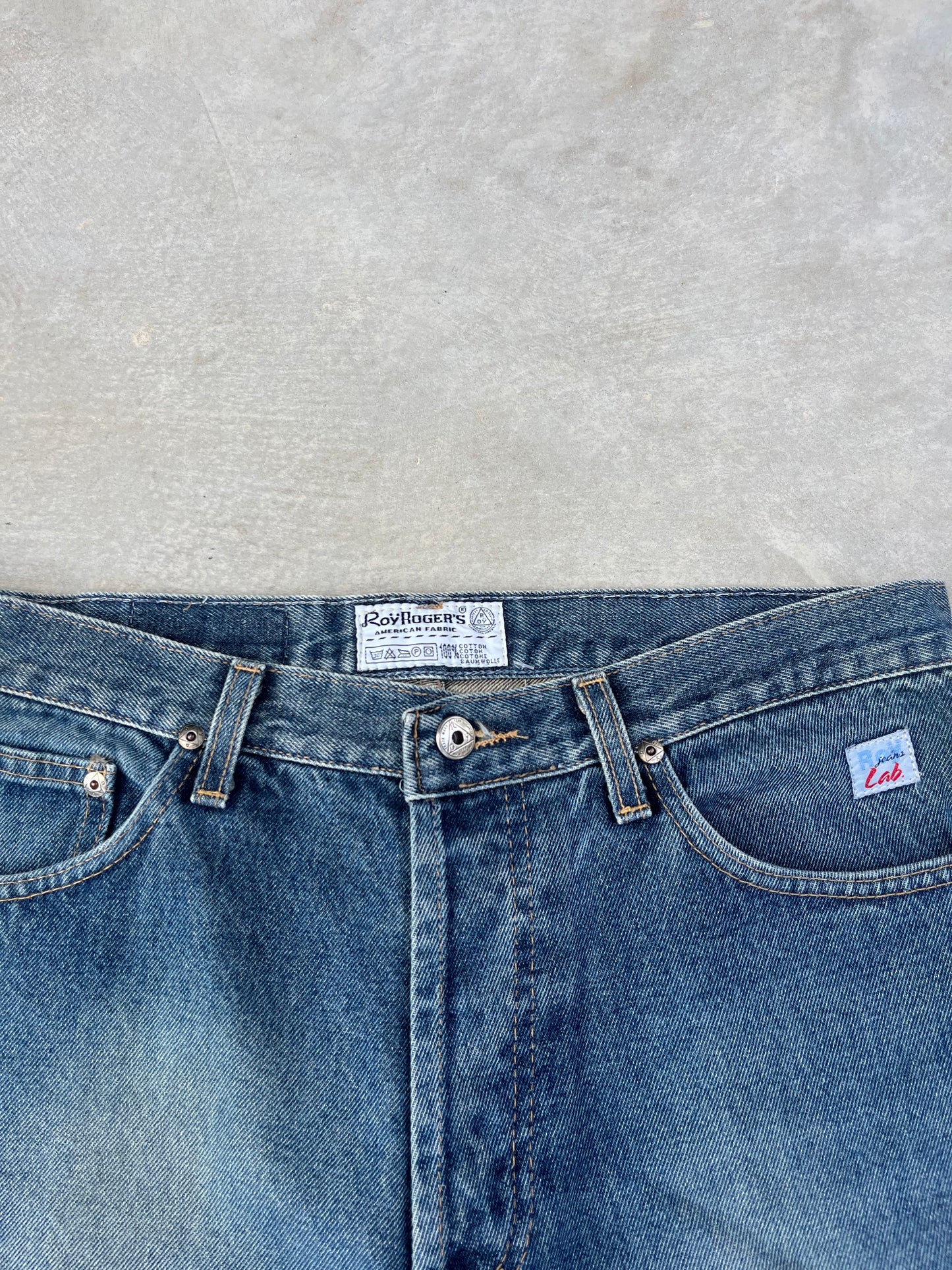 2000S - FADED DENIM JORTS - 40