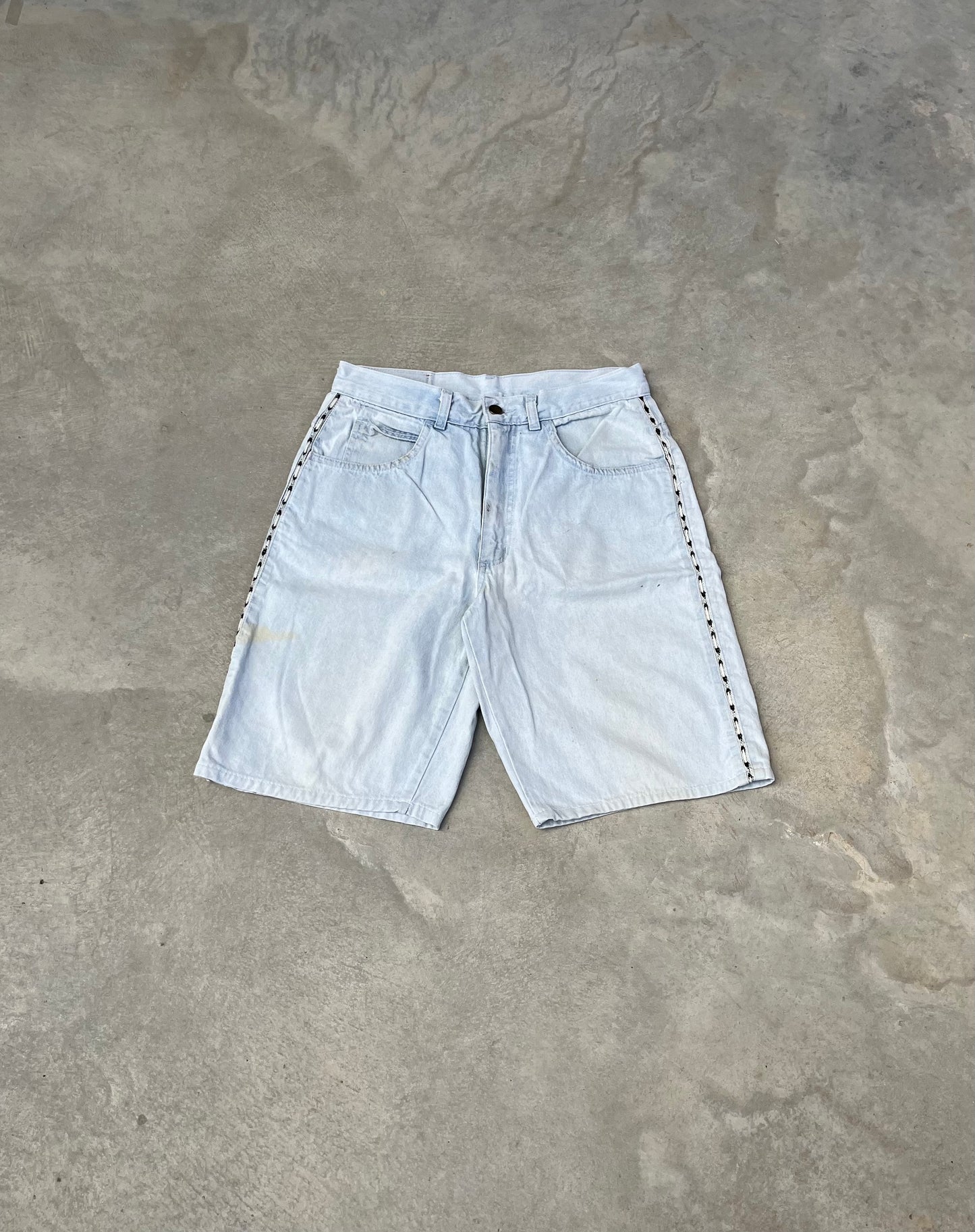 2000S - LIGHT WASH WIDE LEG SEWN PATTERN JORTS - 36