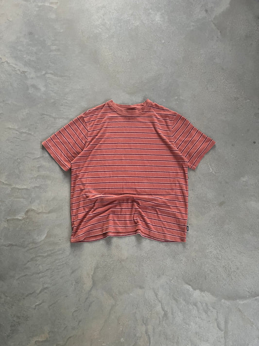 2000S - STÜSSY PINK & BORDEAUX STRIPED TSHIRT - L