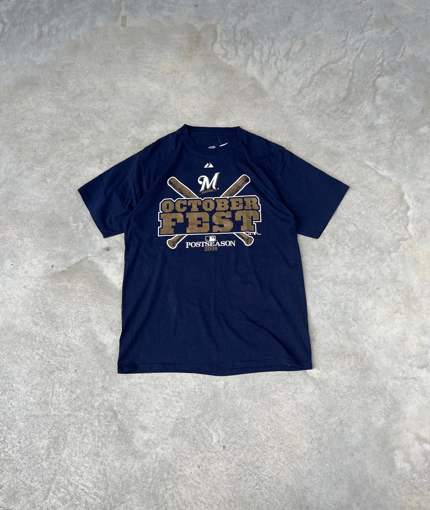 2000S - MÜNCHEN “OCTOBERFEST” NAVY GRAPHIC TSHIRT - L