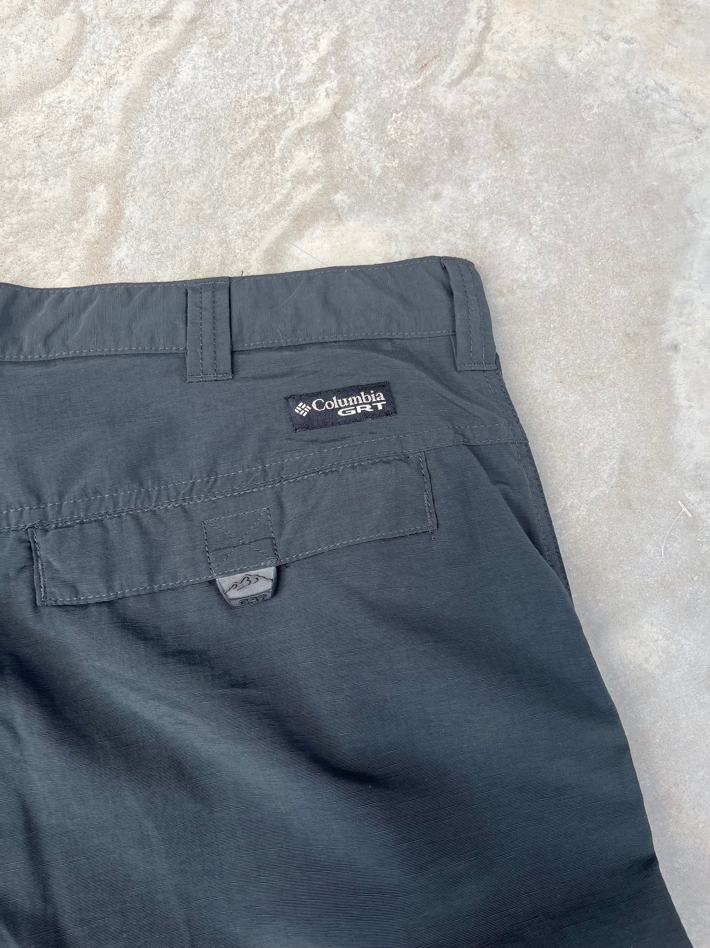 2000S - COLUMBIA GORE TEX 3/4 BAGGY WIDE LEG PANTS - 44