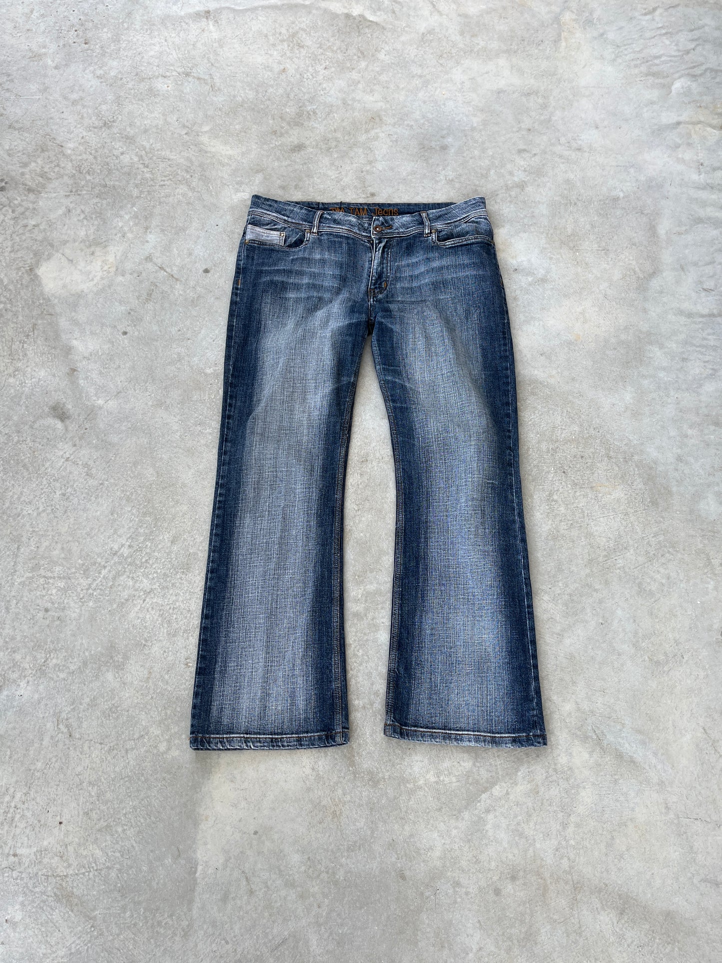 2000S - FADED FLARED JEANS - 44