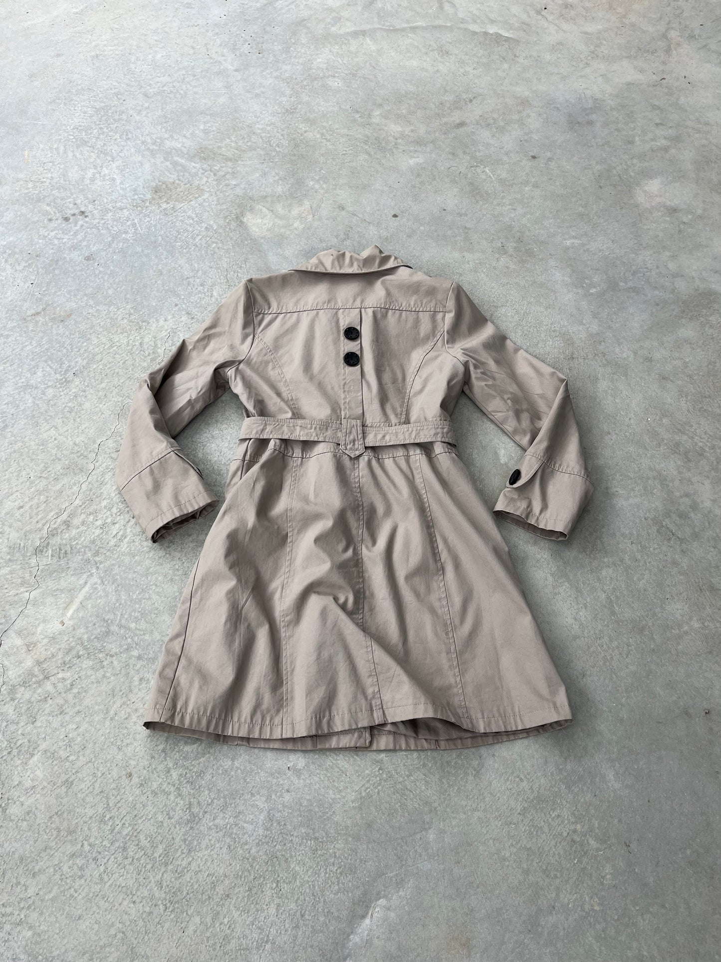 1990S - BEIGE TRENCH COAT - S