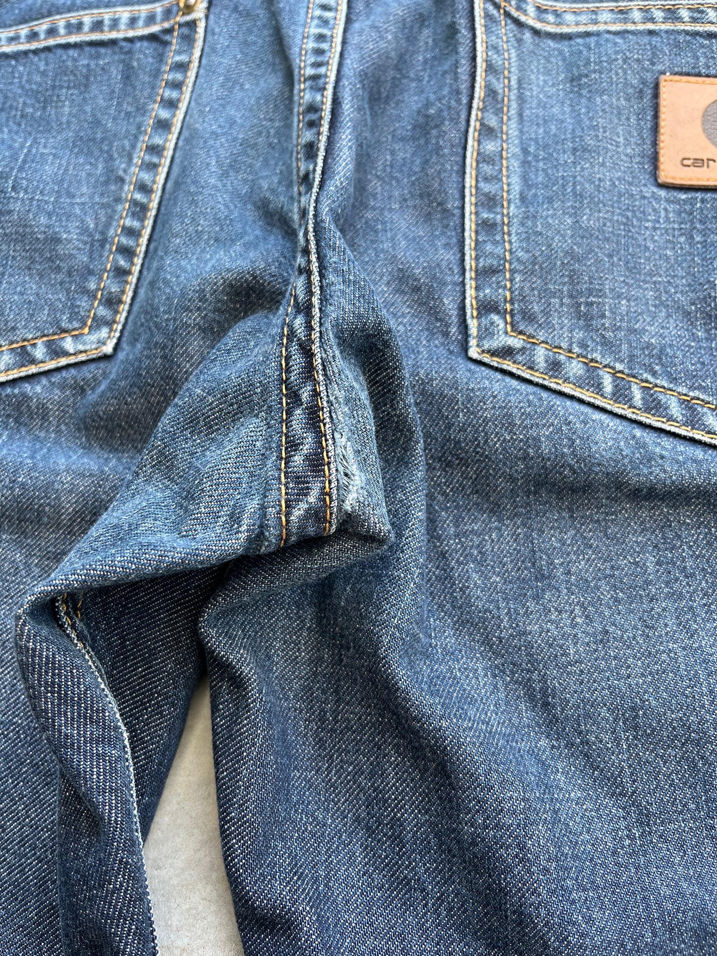 1990S - STRAIGHT LEG CARHARTT JEANS - 32