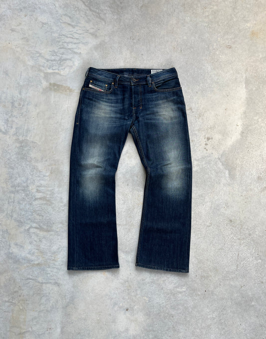 2000S - BOOTCUT WASHED DIESEL JEANS - 32