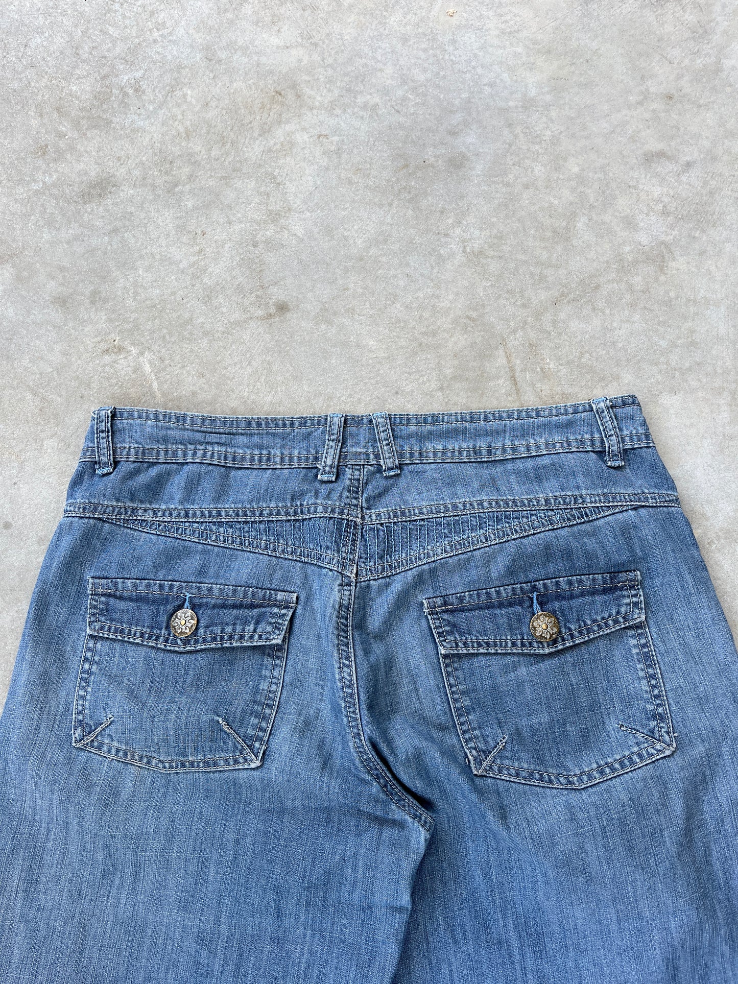 2000S - FLARED JORTS - 40