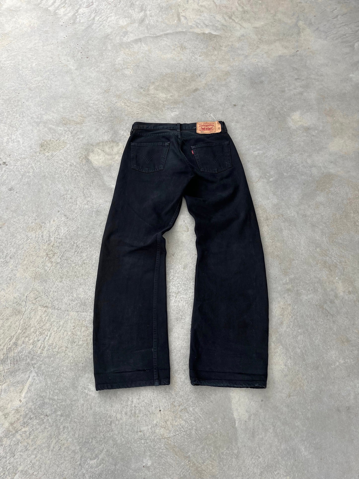 1990S - BLACK STRAIGHT LEG 501 LEVI’S JEANS - 38