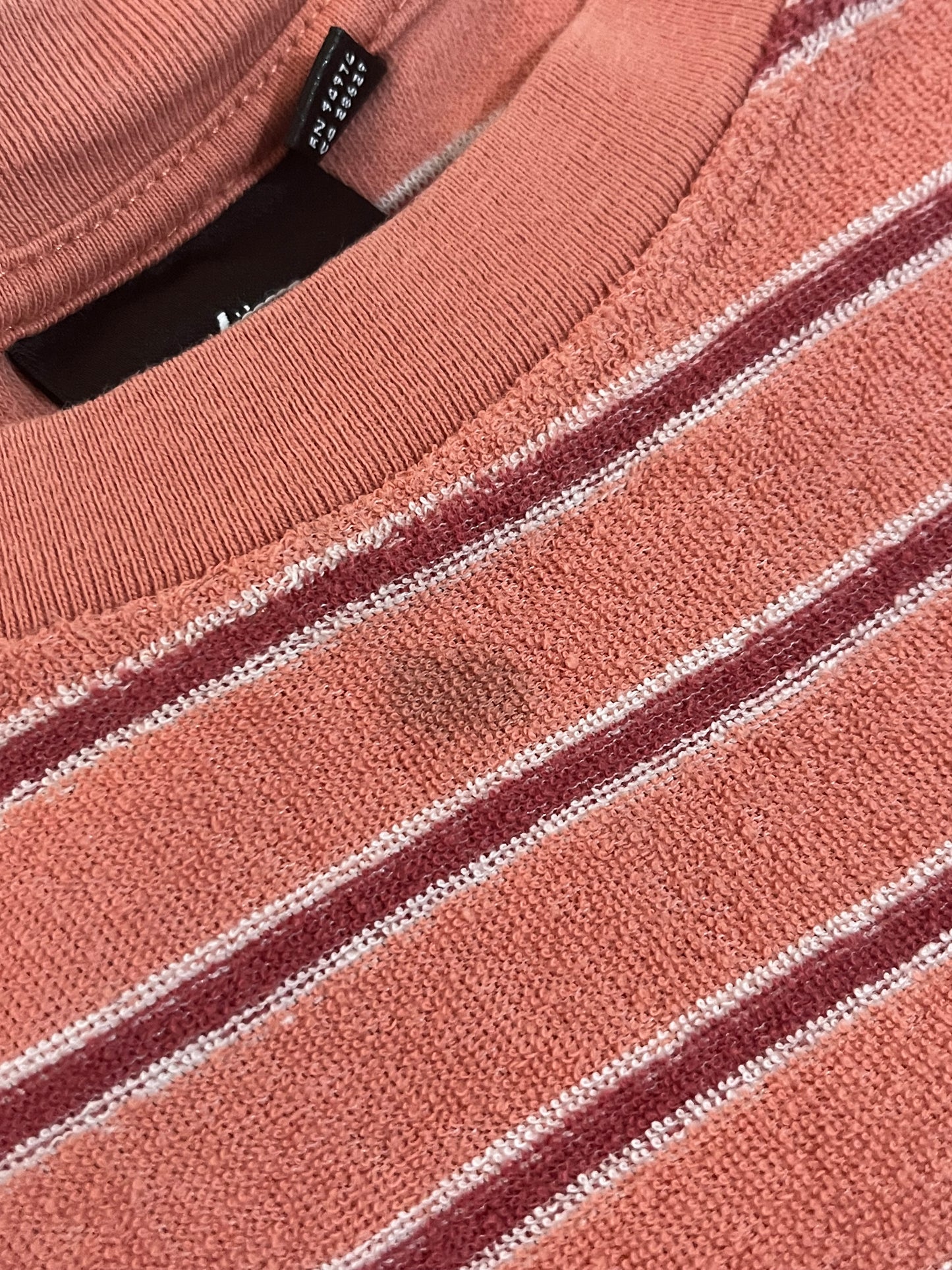 2000S - STÜSSY PINK & BORDEAUX STRIPED TSHIRT - L