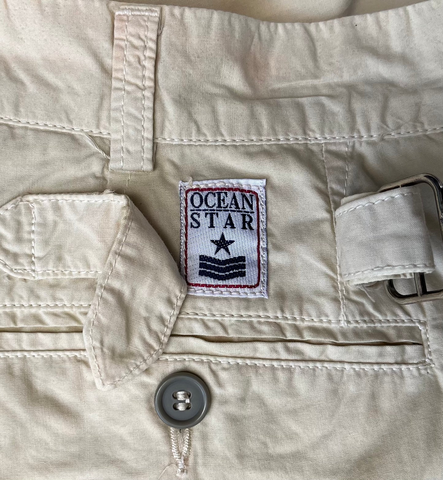 1980S - BEIGE PLEATED SAILOR SHORTS - 44