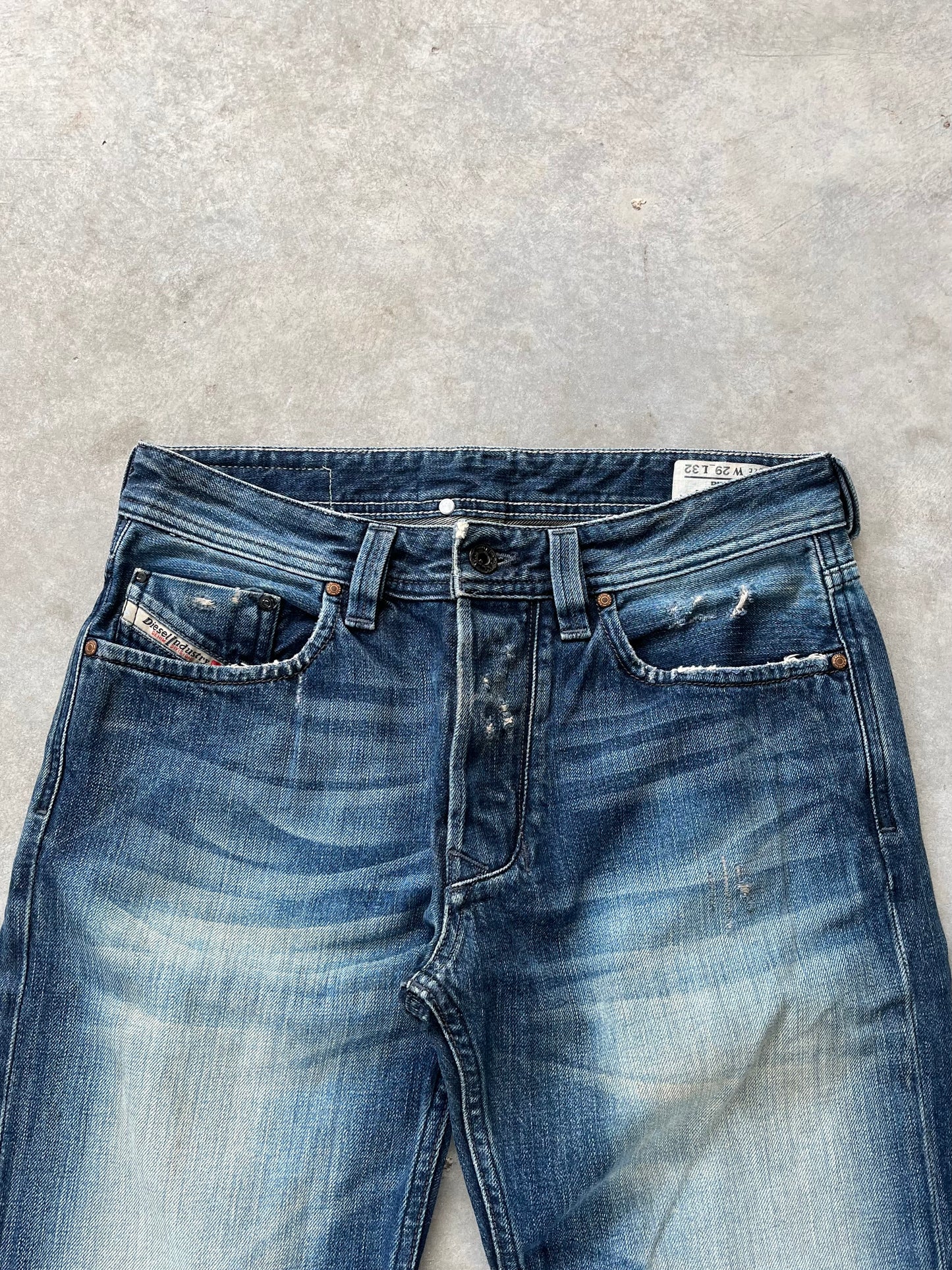 1990S - FADED DISTRESSED BOOTCUT DIESEL JEANS - 38