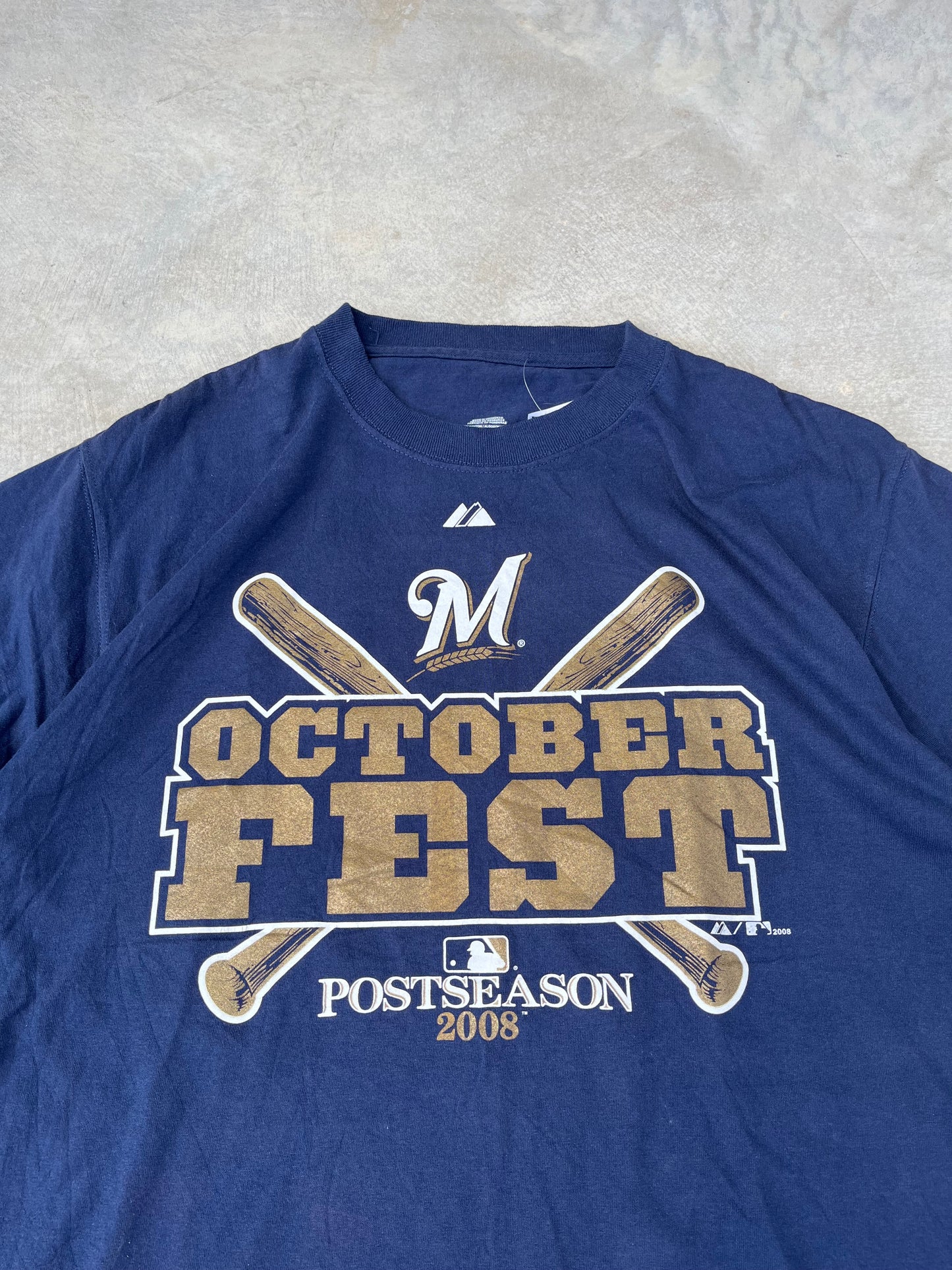 2000S - MÜNCHEN “OCTOBERFEST” NAVY GRAPHIC TSHIRT - L