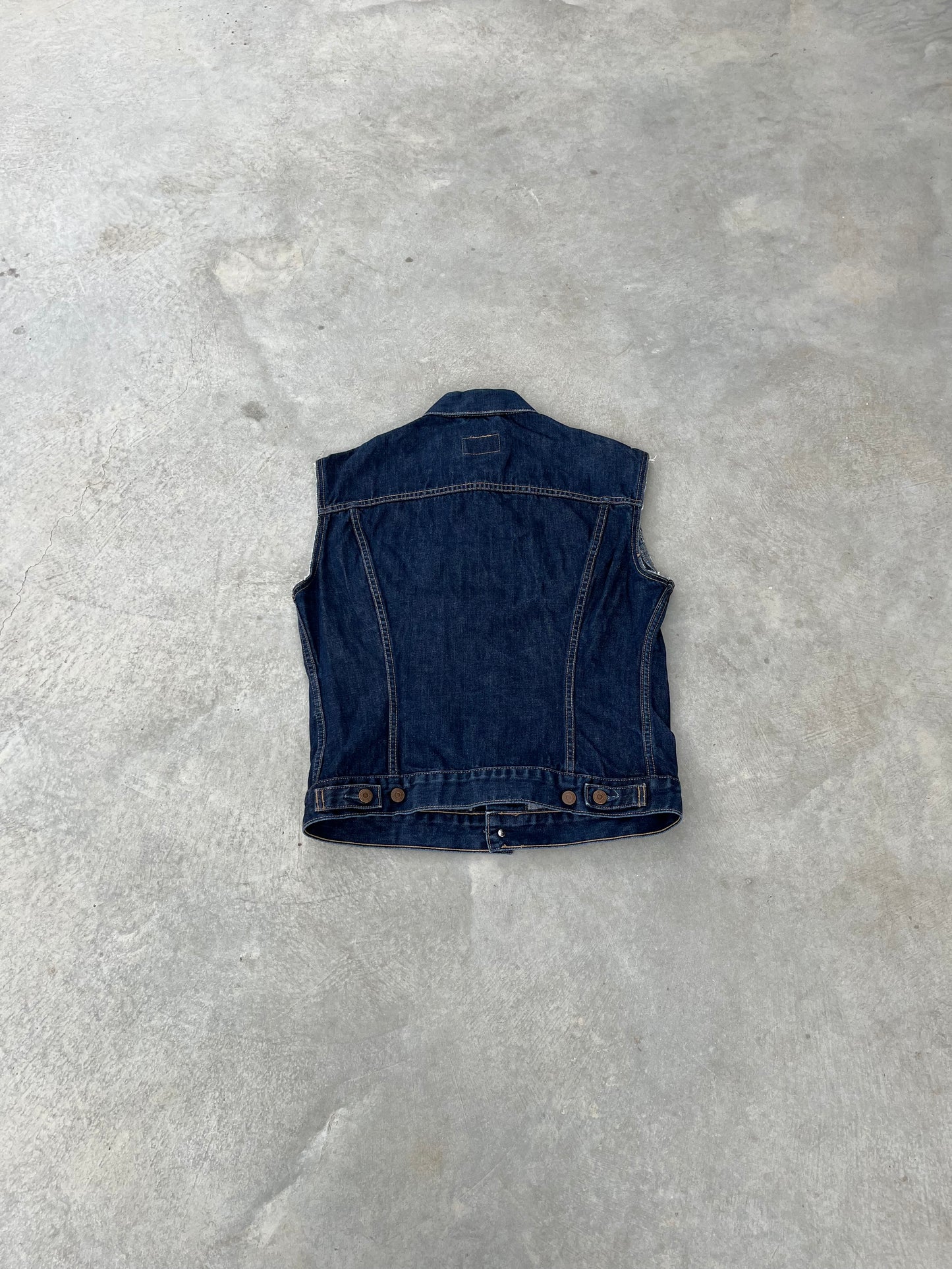 1990S - LEVI’S DENIM VEST - S