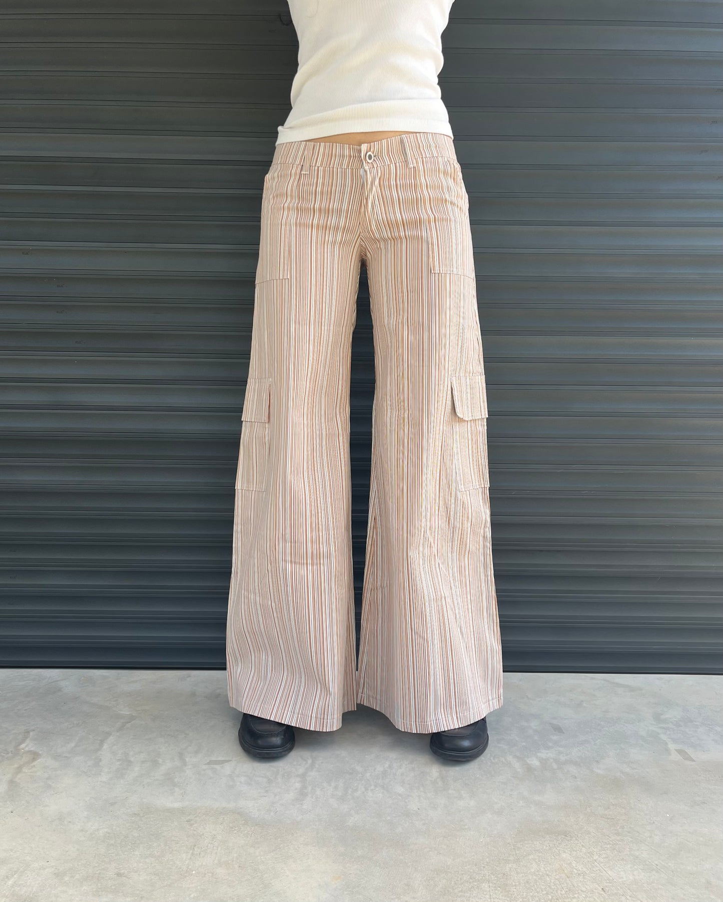 ‏2000S - STRIPED DEAD STOCK SIXTIES TZIPPY LOW RISE FLARED JEANS - 38