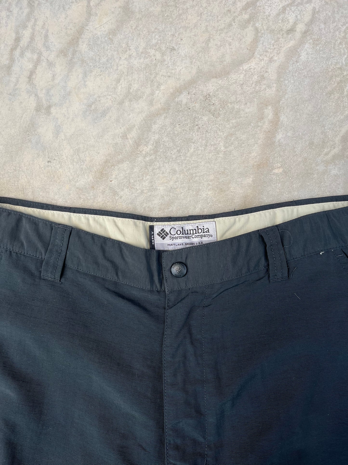 2000S - COLUMBIA GORE TEX 3/4 BAGGY WIDE LEG PANTS - 44