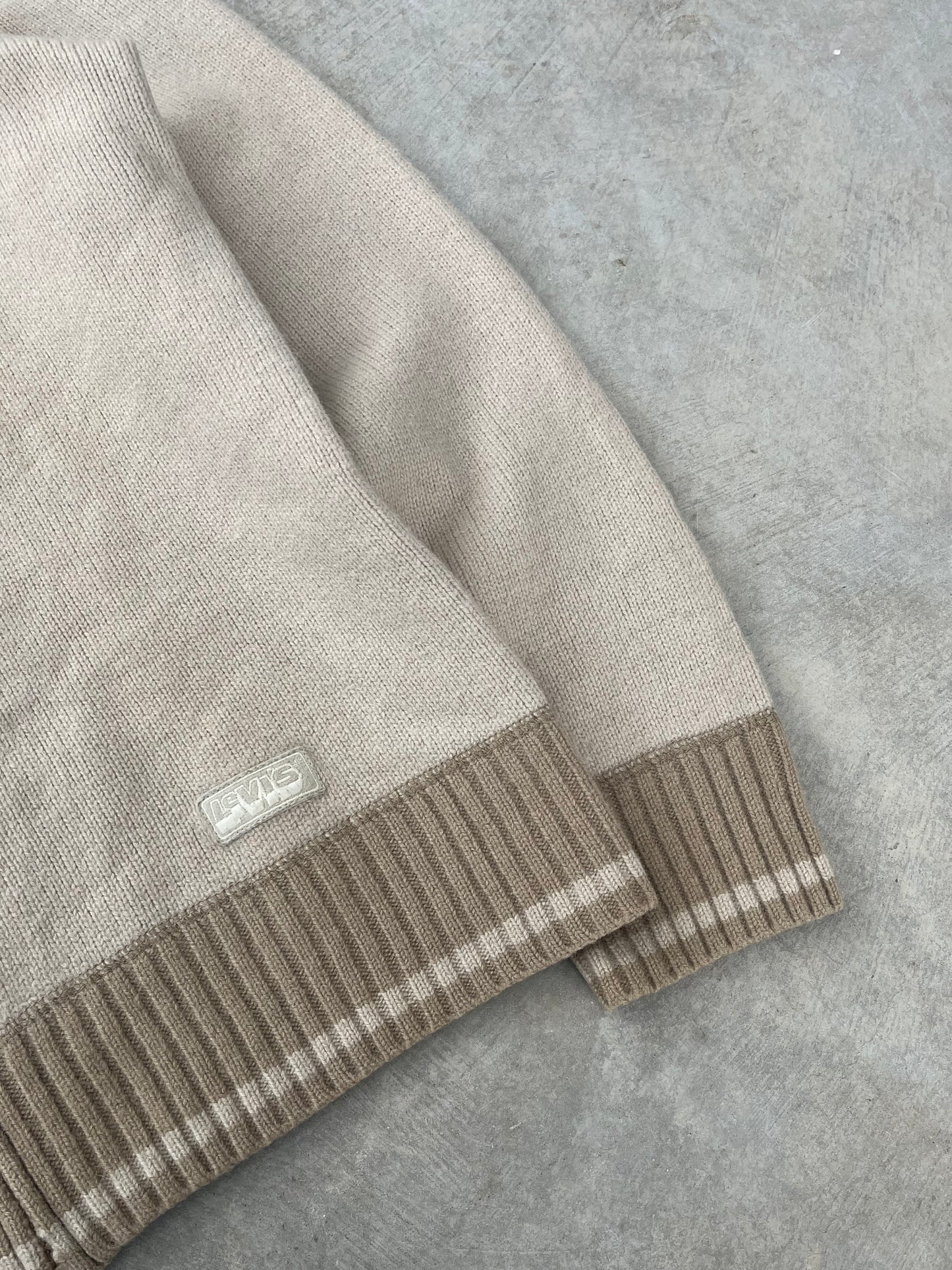 2000S - LEVI‘S BEIGE ZIP UP KNIT JACKET - L